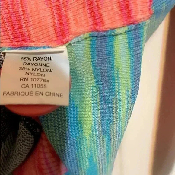 One Girl Who Women's Multicolored Button Front Long Sleeve Cardigan Size Small - Picture 5 of 5